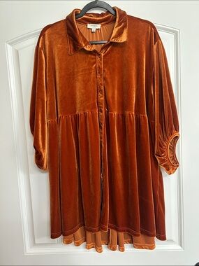 Umgee Burnt Orange Velvet Button-Front Tunic/ Could be a dress for some / Sz lg
